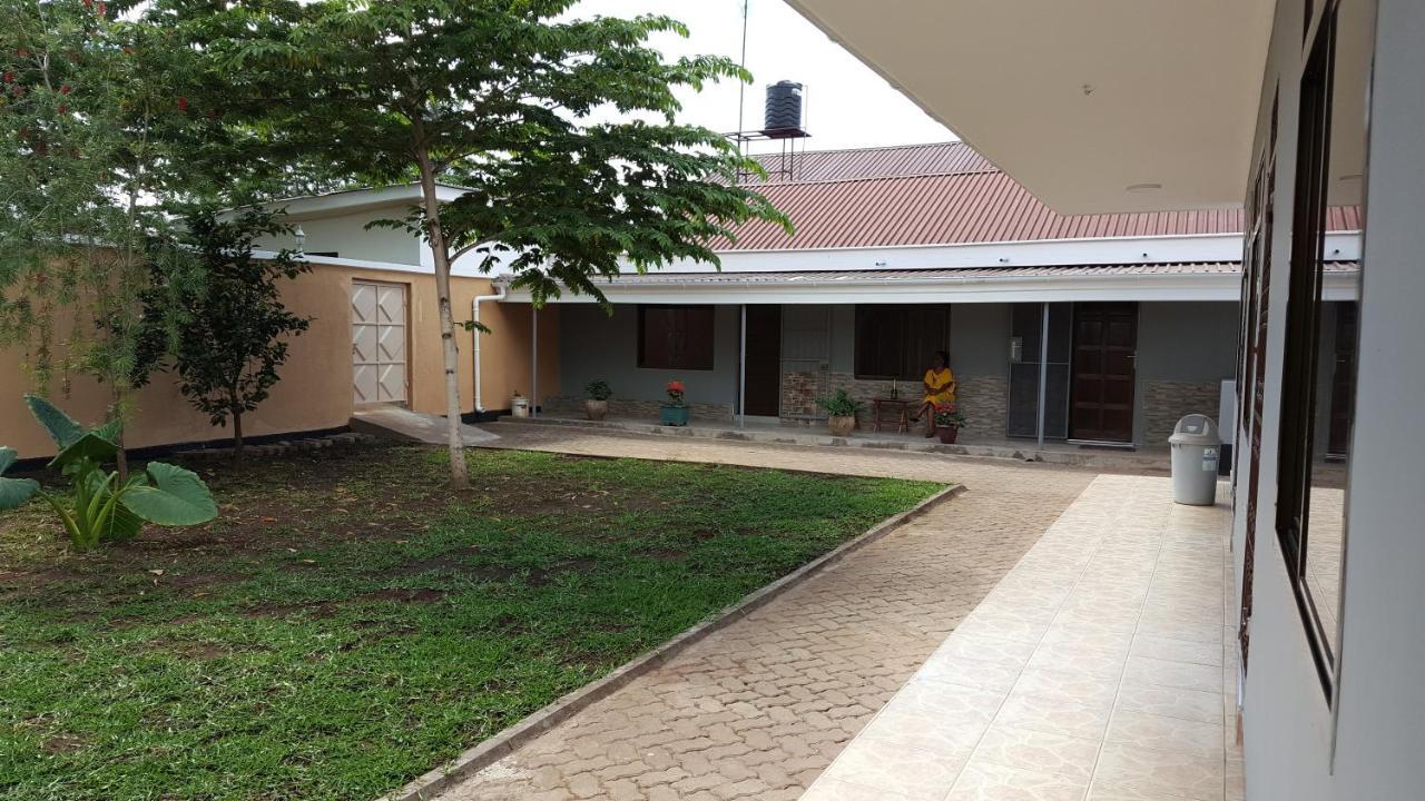 Kilimanjaro Country House Moshi Luaran gambar